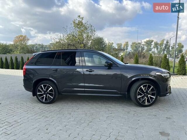 Серый Вольво ХС90, объемом двигателя 1.97 л и пробегом 50 тыс. км за 53700 $, фото 1 на Automoto.ua