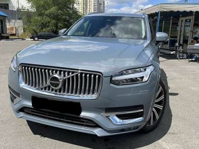 Серый Вольво ХС90, объемом двигателя 2 л и пробегом 40 тыс. км за 33000 $, фото 1 на Automoto.ua