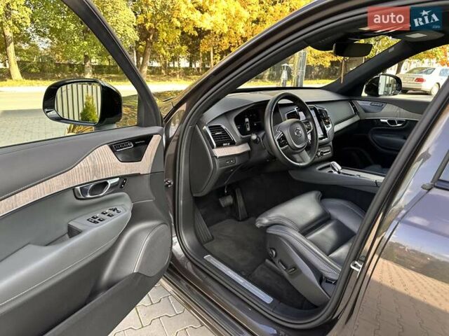 Серый Вольво ХС90, объемом двигателя 1.97 л и пробегом 50 тыс. км за 53700 $, фото 35 на Automoto.ua