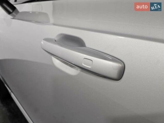 Сірий Вольво ХС90, об'ємом двигуна 1.97 л та пробігом 41 тис. км за 51999 $, фото 39 на Automoto.ua