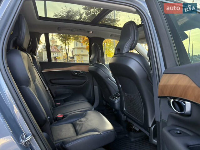 Вольво ХС90 2022 в Коломые на Automoto.ua Серый Вольво ХС90, объемом двигателя 2 л и пробегом 101 тыс. км за 43500 $, фото 28 на Automoto.ua