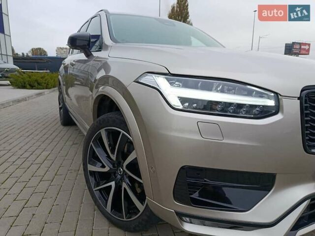 Вольво ХС90 2022 в Киеве на Automoto.ua Серый Вольво ХС90, объемом двигателя 1.97 л и пробегом 51 тыс. км за 57900 $, фото 8 на Automoto.ua