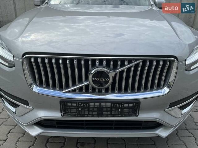 Серый Вольво ХС90, объемом двигателя 1.97 л и пробегом 33 тыс. км за 43000 $, фото 9 на Automoto.ua