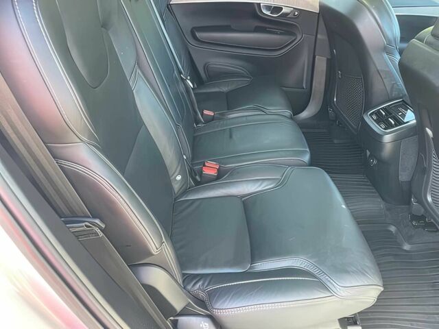 Серый Вольво ХС90, объемом двигателя 2 л и пробегом 21 тыс. км за 10400 $, фото 12 на Automoto.ua