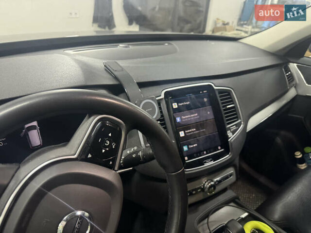 Серый Вольво ХС90, объемом двигателя 1.97 л и пробегом 122 тыс. км за 41000 $, фото 8 на Automoto.ua