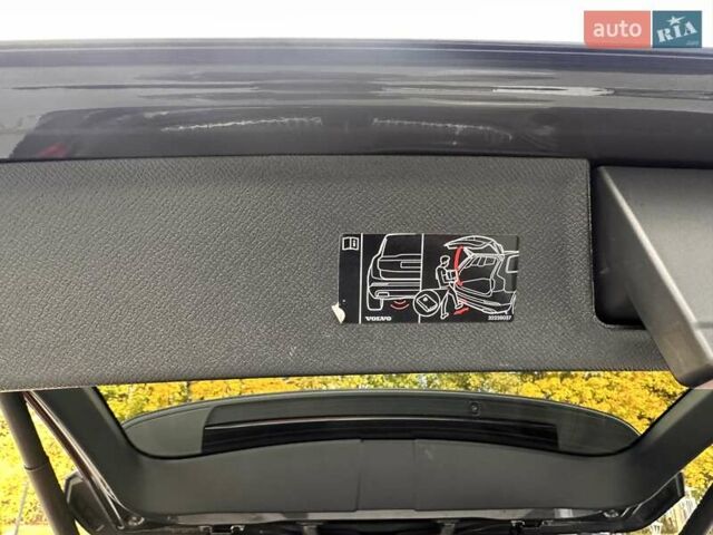 Серый Вольво ХС90, объемом двигателя 1.97 л и пробегом 50 тыс. км за 57700 $, фото 38 на Automoto.ua