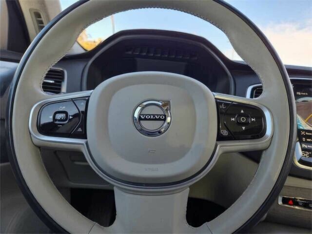 Вольво ХС90 2022 в Житомире на Automoto.ua Серый Вольво ХС90, объемом двигателя 2 л и пробегом 15 тыс. км за 26900 $, фото 6 на Automoto.ua