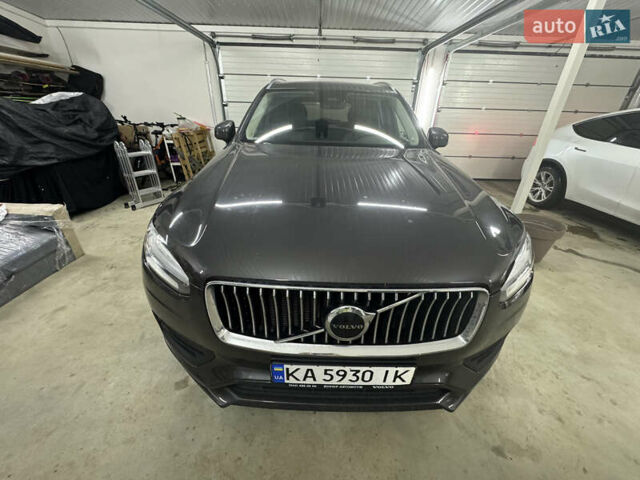 Серый Вольво ХС90, объемом двигателя 1.97 л и пробегом 122 тыс. км за 41000 $, фото 2 на Automoto.ua
