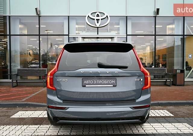 Серый Вольво ХС90, объемом двигателя 1.97 л и пробегом 105 тыс. км за 44634 $, фото 3 на Automoto.ua