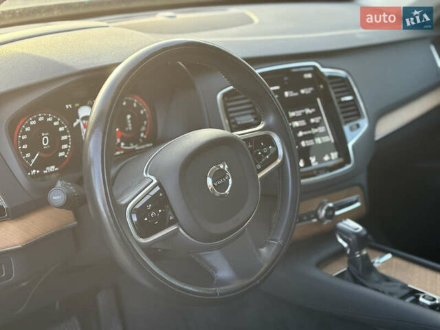 Вольво ХС90 2022 в Коломые на Automoto.ua Серый Вольво ХС90, объемом двигателя 2 л и пробегом 101 тыс. км за 43500 $, фото 65 на Automoto.ua