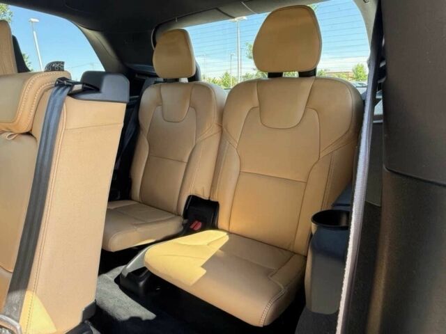 Сірий Вольво ХС90, об'ємом двигуна 2 л та пробігом 15 тис. км за 10500 $, фото 17 на Automoto.ua