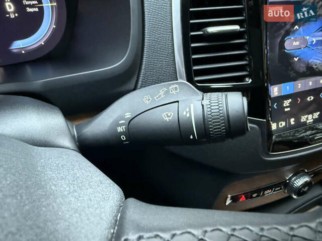 Серый Вольво ХС90, объемом двигателя 0 л и пробегом 42 тыс. км за 53000 $, фото 40 на Automoto.ua