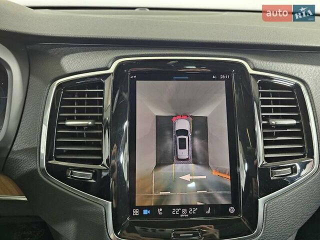 Сірий Вольво ХС90, об'ємом двигуна 1.97 л та пробігом 41 тис. км за 51999 $, фото 30 на Automoto.ua
