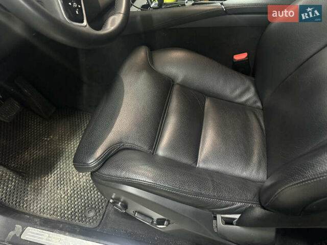 Серый Вольво ХС90, объемом двигателя 1.97 л и пробегом 122 тыс. км за 41000 $, фото 4 на Automoto.ua