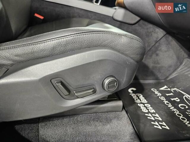 Сірий Вольво ХС90, об'ємом двигуна 1.97 л та пробігом 41 тис. км за 51999 $, фото 22 на Automoto.ua