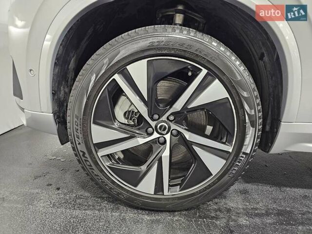 Сірий Вольво ХС90, об'ємом двигуна 1.97 л та пробігом 41 тис. км за 51999 $, фото 41 на Automoto.ua