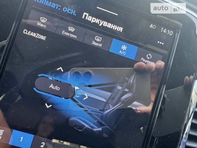 Серый Вольво ХС90, объемом двигателя 2 л и пробегом 14 тыс. км за 69333 $, фото 23 на Automoto.ua