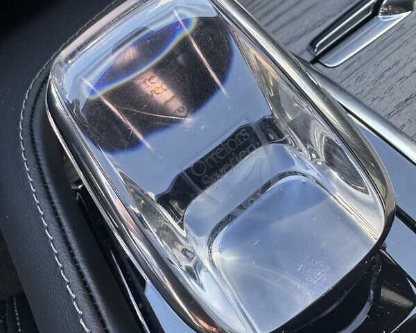 Серый Вольво ХС90, объемом двигателя 2 л и пробегом 14 тыс. км за 69333 $, фото 47 на Automoto.ua