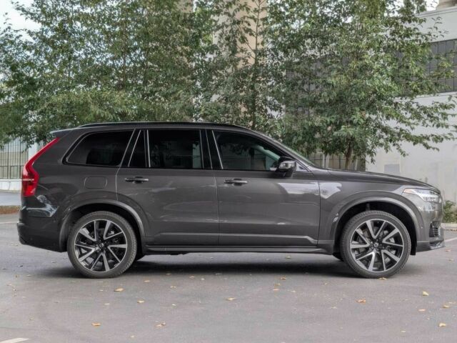 Сірий Вольво ХС90, об'ємом двигуна 2 л та пробігом 20 тис. км за 23200 $, фото 2 на Automoto.ua