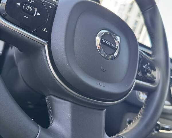 Серый Вольво ХС90, объемом двигателя 2 л и пробегом 14 тыс. км за 69333 $, фото 65 на Automoto.ua