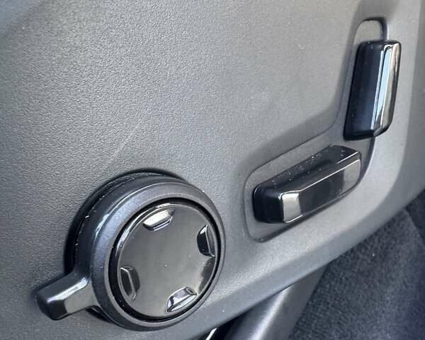 Серый Вольво ХС90, объемом двигателя 2 л и пробегом 14 тыс. км за 69333 $, фото 57 на Automoto.ua