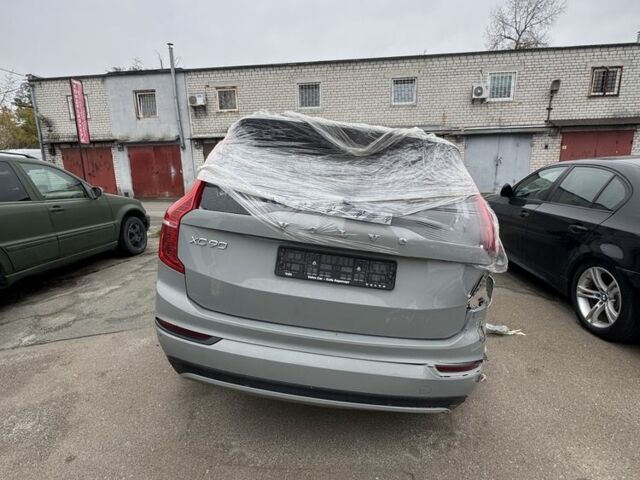 Сірий Вольво ХС90, об'ємом двигуна 2 л та пробігом 80 тис. км за 12500 $, фото 4 на Automoto.ua