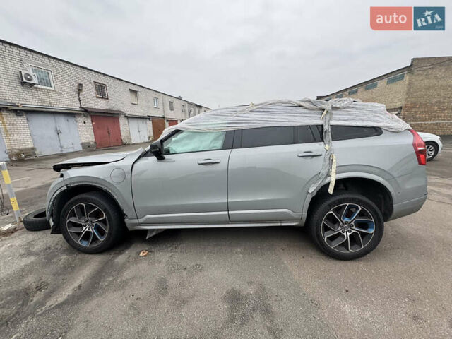 Серый Вольво ХС90, объемом двигателя 2 л и пробегом 80 тыс. км за 12500 $, фото 1 на Automoto.ua