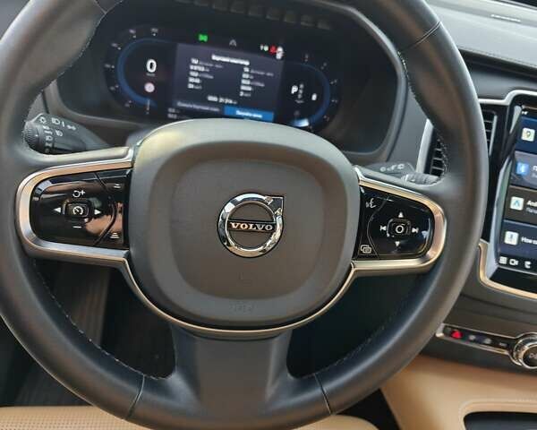 Сірий Вольво ХС90, об'ємом двигуна 1.97 л та пробігом 21 тис. км за 62000 $, фото 9 на Automoto.ua