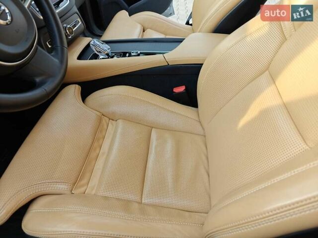 Сірий Вольво ХС90, об'ємом двигуна 1.97 л та пробігом 21 тис. км за 62000 $, фото 12 на Automoto.ua