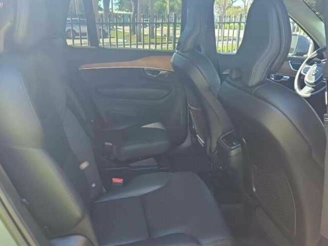 Серый Вольво ХС90, объемом двигателя 0 л и пробегом 23 тыс. км за 55000 $, фото 8 на Automoto.ua