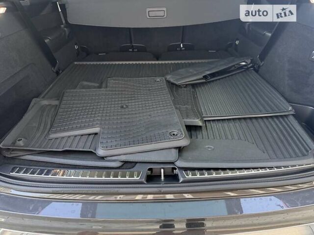 Серый Вольво ХС90, объемом двигателя 2 л и пробегом 14 тыс. км за 69333 $, фото 12 на Automoto.ua