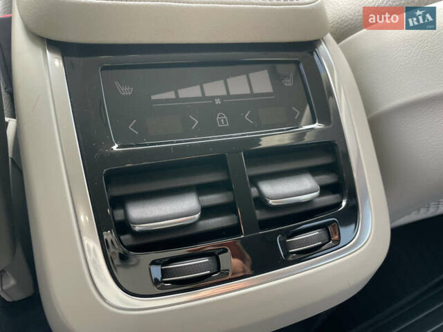 Серый Вольво ХС90, объемом двигателя 2 л и пробегом 65 тыс. км за 62400 $, фото 26 на Automoto.ua