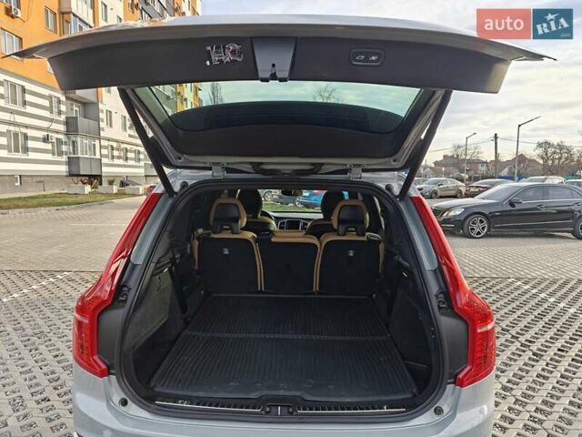 Сірий Вольво ХС90, об'ємом двигуна 1.97 л та пробігом 21 тис. км за 62000 $, фото 7 на Automoto.ua