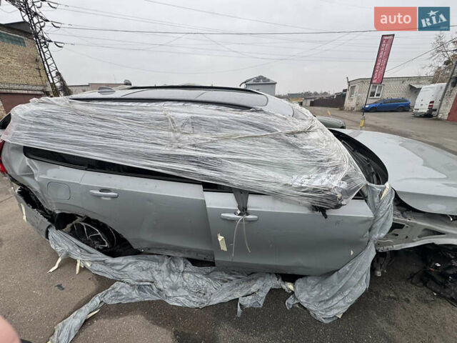 Серый Вольво ХС90, объемом двигателя 2 л и пробегом 80 тыс. км за 12500 $, фото 8 на Automoto.ua