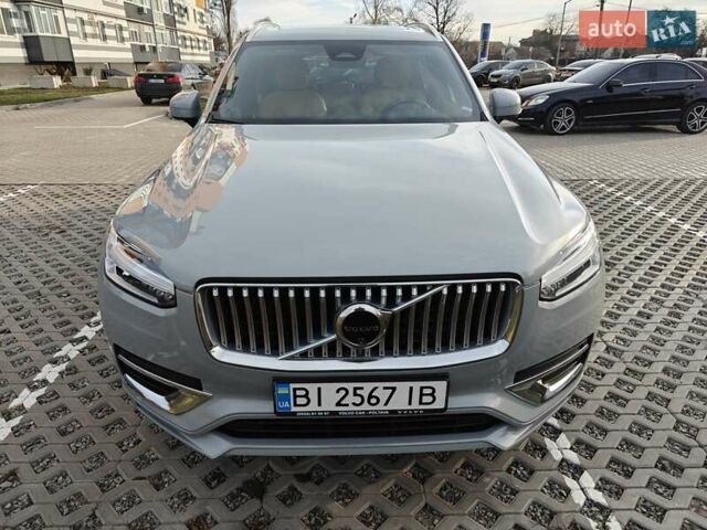 Сірий Вольво ХС90, об'ємом двигуна 1.97 л та пробігом 21 тис. км за 62000 $, фото 3 на Automoto.ua