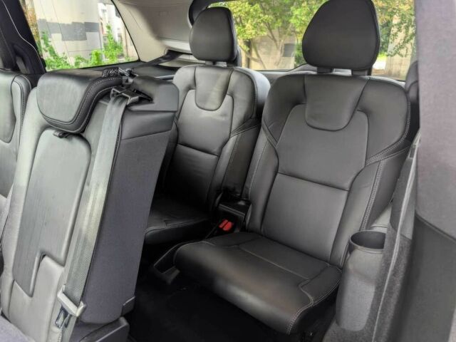 Сірий Вольво ХС90, об'ємом двигуна 2 л та пробігом 20 тис. км за 23200 $, фото 14 на Automoto.ua