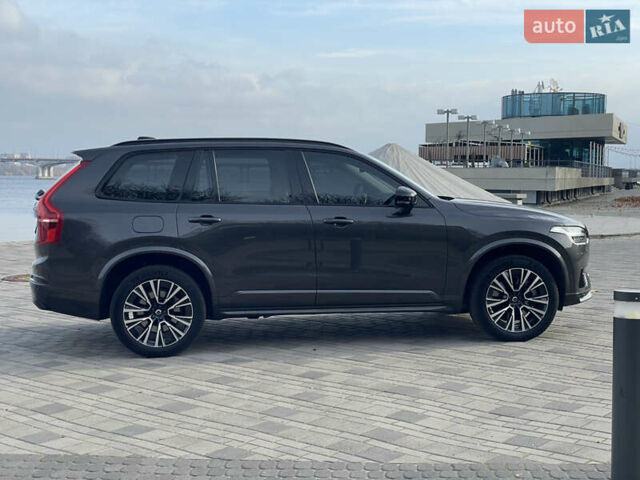 Серый Вольво ХС90, объемом двигателя 2 л и пробегом 65 тыс. км за 62400 $, фото 6 на Automoto.ua