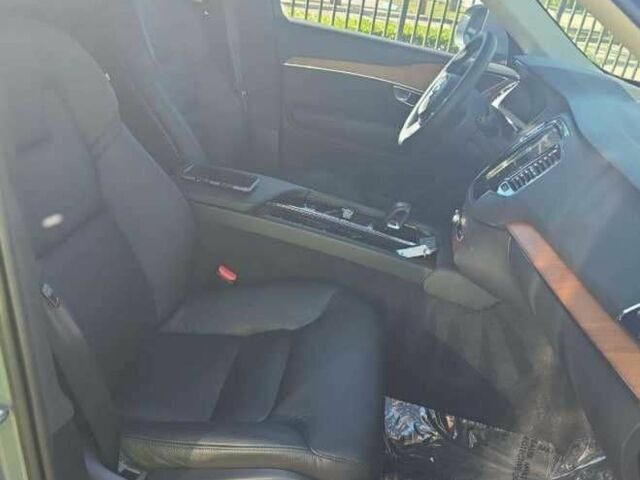 Серый Вольво ХС90, объемом двигателя 0 л и пробегом 23 тыс. км за 55000 $, фото 4 на Automoto.ua