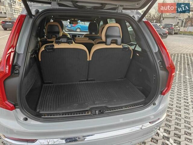 Сірий Вольво ХС90, об'ємом двигуна 1.97 л та пробігом 21 тис. км за 62000 $, фото 6 на Automoto.ua