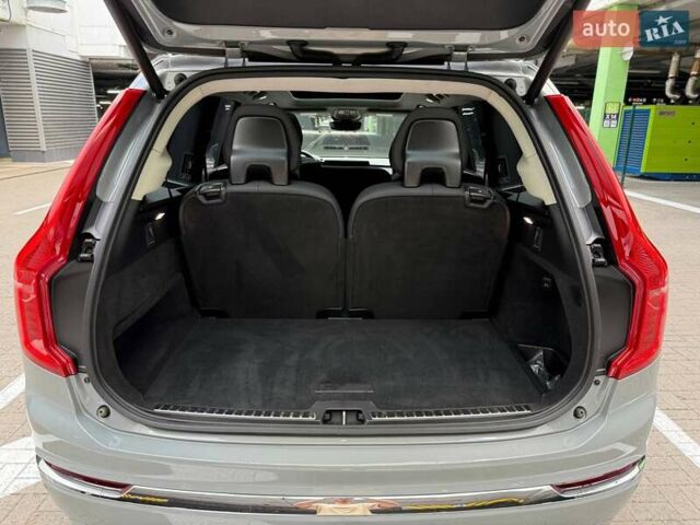 Серый Вольво ХС90, объемом двигателя 2 л и пробегом 24 тыс. км за 47000 $, фото 21 на Automoto.ua