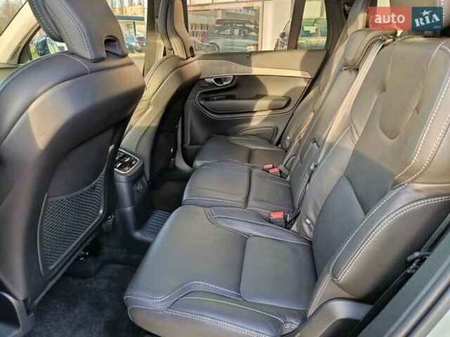 Серый Вольво ХС90, объемом двигателя 1.97 л и пробегом 21 тыс. км за 83700 $, фото 26 на Automoto.ua