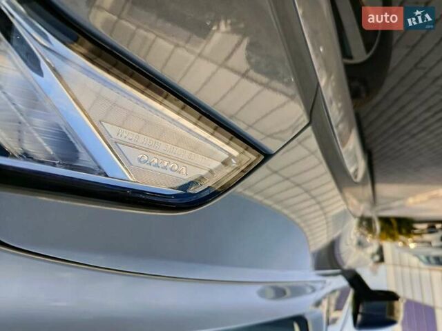 Серый Вольво ХС90, объемом двигателя 1.97 л и пробегом 21 тыс. км за 83700 $, фото 36 на Automoto.ua