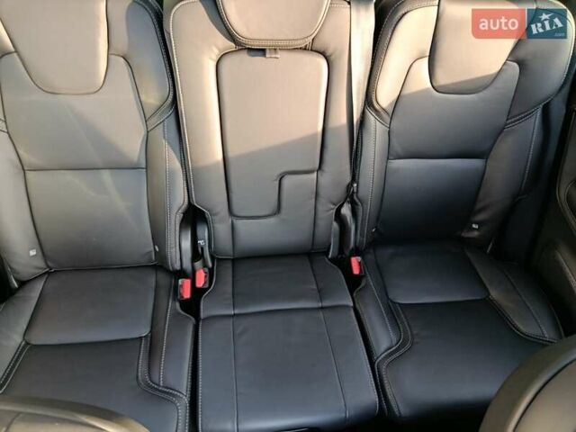 Серый Вольво ХС90, объемом двигателя 1.97 л и пробегом 21 тыс. км за 83700 $, фото 22 на Automoto.ua