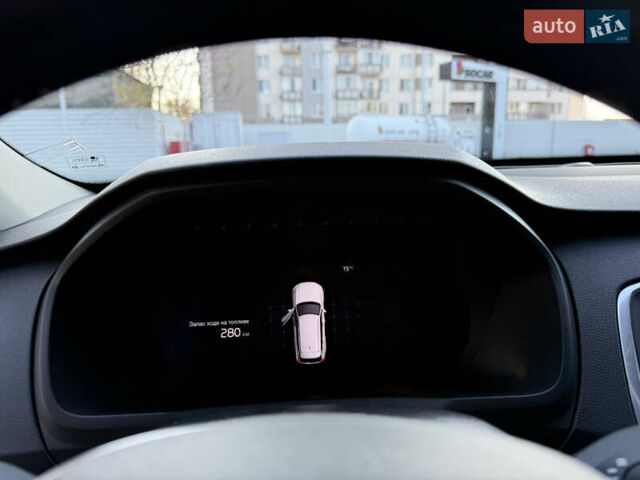 Серый Вольво ХС90, объемом двигателя 1.97 л и пробегом 58 тыс. км за 52000 $, фото 23 на Automoto.ua