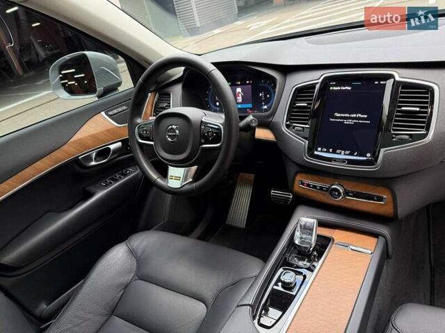 Серый Вольво ХС90, объемом двигателя 2 л и пробегом 24 тыс. км за 47000 $, фото 17 на Automoto.ua