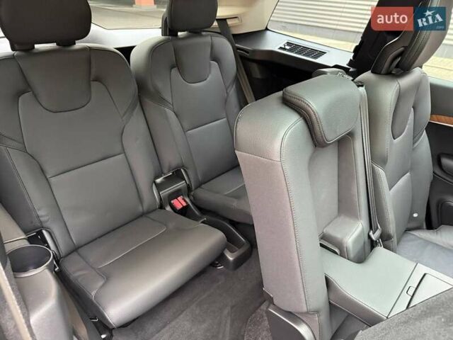 Серый Вольво ХС90, объемом двигателя 2 л и пробегом 24 тыс. км за 47000 $, фото 20 на Automoto.ua