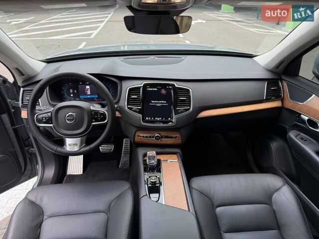 Серый Вольво ХС90, объемом двигателя 2 л и пробегом 24 тыс. км за 47000 $, фото 12 на Automoto.ua