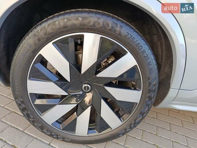 Серый Вольво ХС90, объемом двигателя 1.97 л и пробегом 21 тыс. км за 83700 $, фото 34 на Automoto.ua