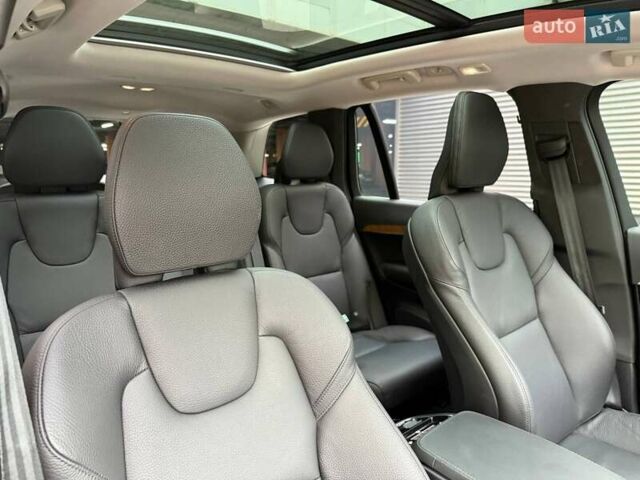 Серый Вольво ХС90, объемом двигателя 2 л и пробегом 24 тыс. км за 47000 $, фото 16 на Automoto.ua