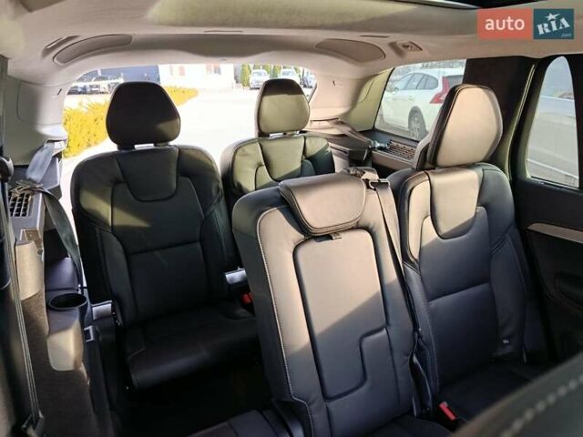 Серый Вольво ХС90, объемом двигателя 1.97 л и пробегом 21 тыс. км за 83700 $, фото 25 на Automoto.ua